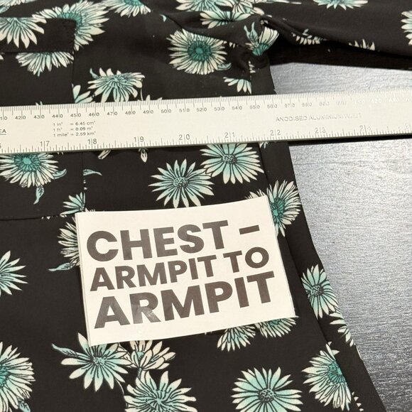 Express Portofino Teal & Black Floral Roll Tab Long Sleeve Womens Top Size Large - Picture 8 of 9